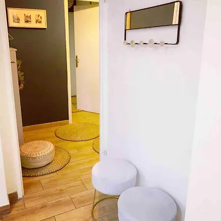 Daire Exceptionnel Avec Jardin Proche *